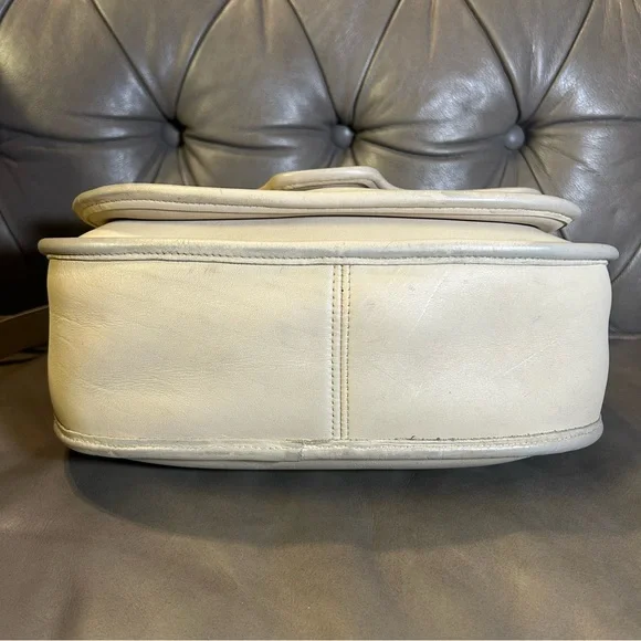 Vintage COACH Lenox Bone Crossbody / Shoulder Bag Made in US #9076 VTG Rare - Picture 4 of 17
